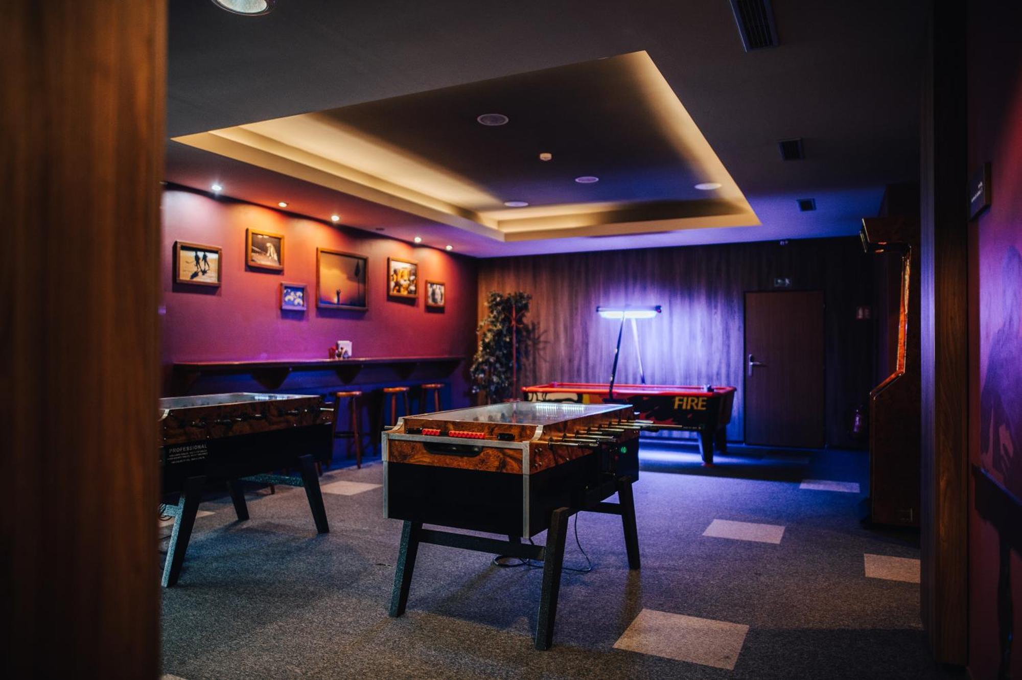 Hotel Elegance Sumperk Bagian luar foto